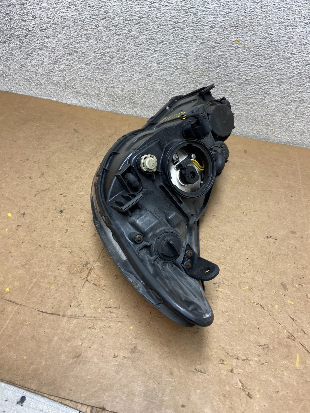 2007 2008 2009 2010 Hyundai Elantra Right Passenger Side Headlight OEM X7552 PS8
