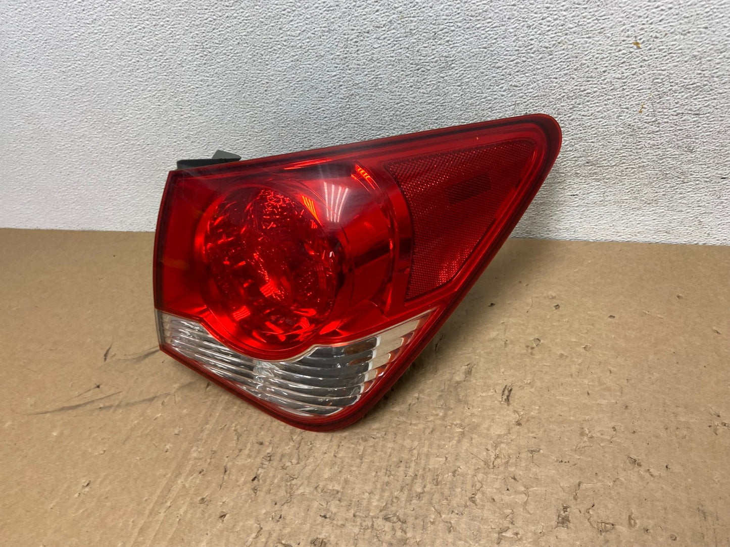 2011 2012 2013 2014 Chevrolet Cruze Right Passinger RH Side Tail Light AG1255 LK1