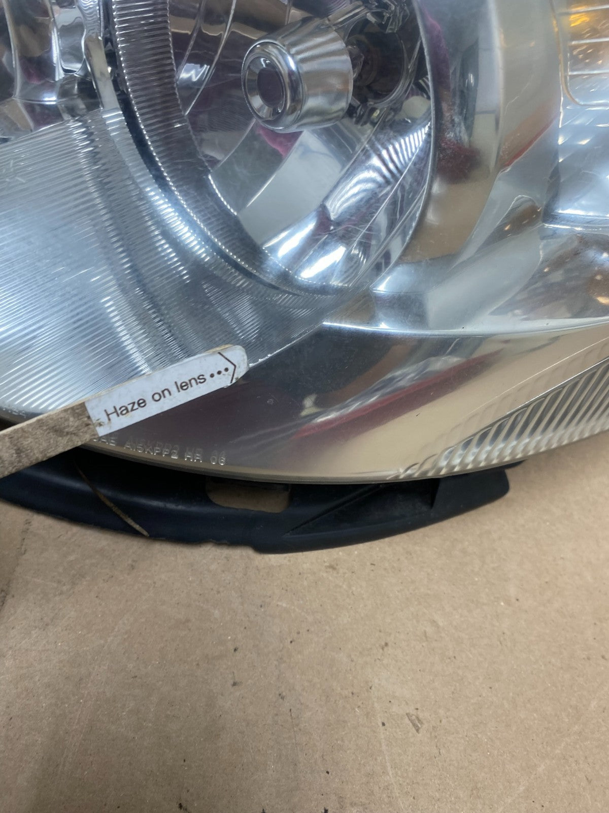 2006 to 2008 Buick Lucerne Left Driver LH Side Halogen Headlight AG4541 DW5