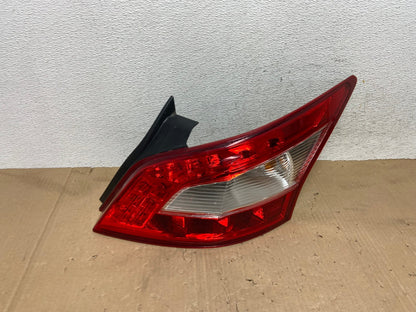 2009 2010 2011 Nissan Maxima Right Passenger RH Side Tail light AE9165 LK2