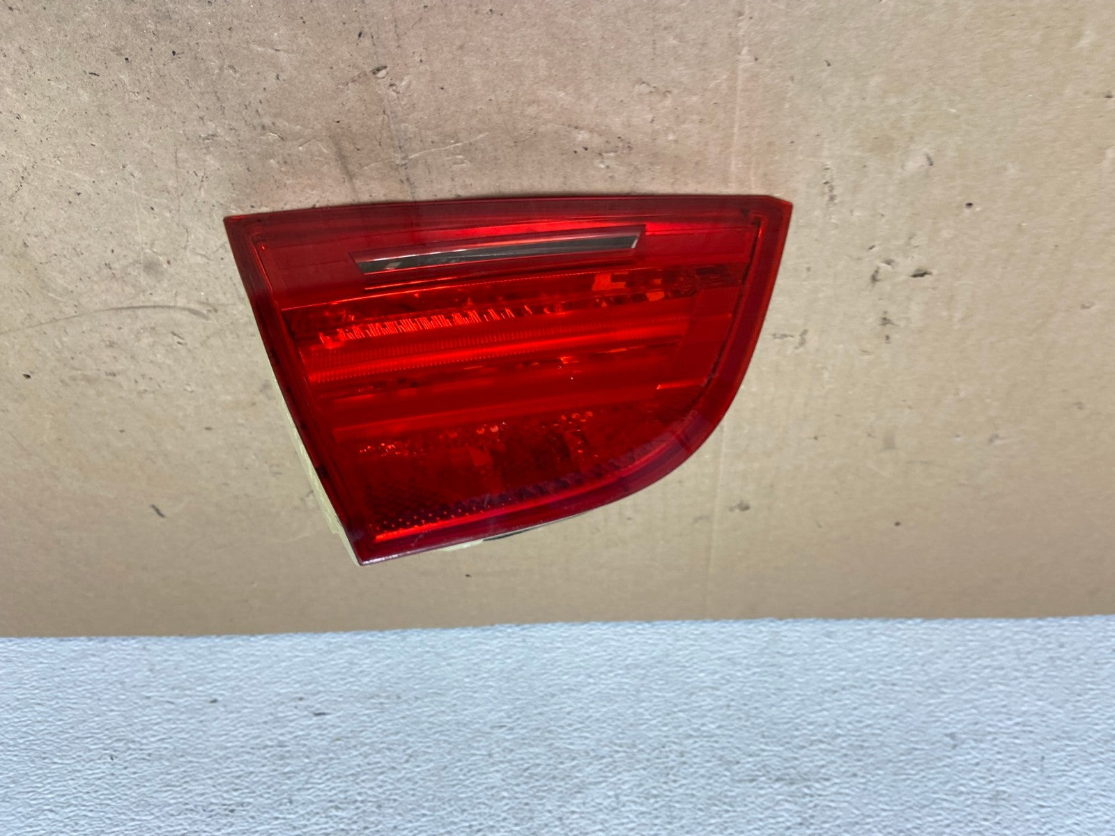 2009 2010 2011 BMW 3 328i 335i E90 Left Driver LH Tail Light Inner AC5784 LK0