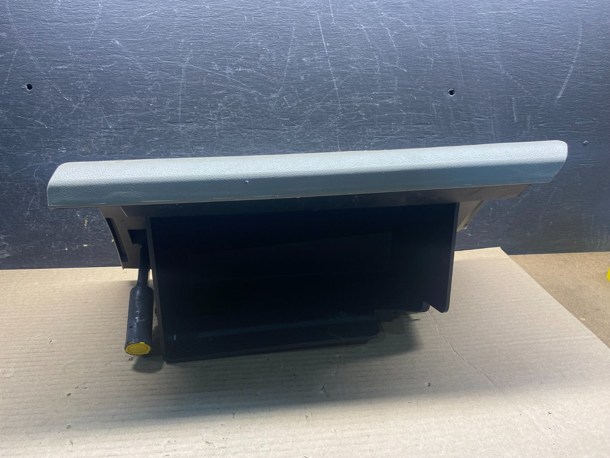2010 - 2014 Subaru Outback Right Passenger Side Glove Box AH9720 DG3
