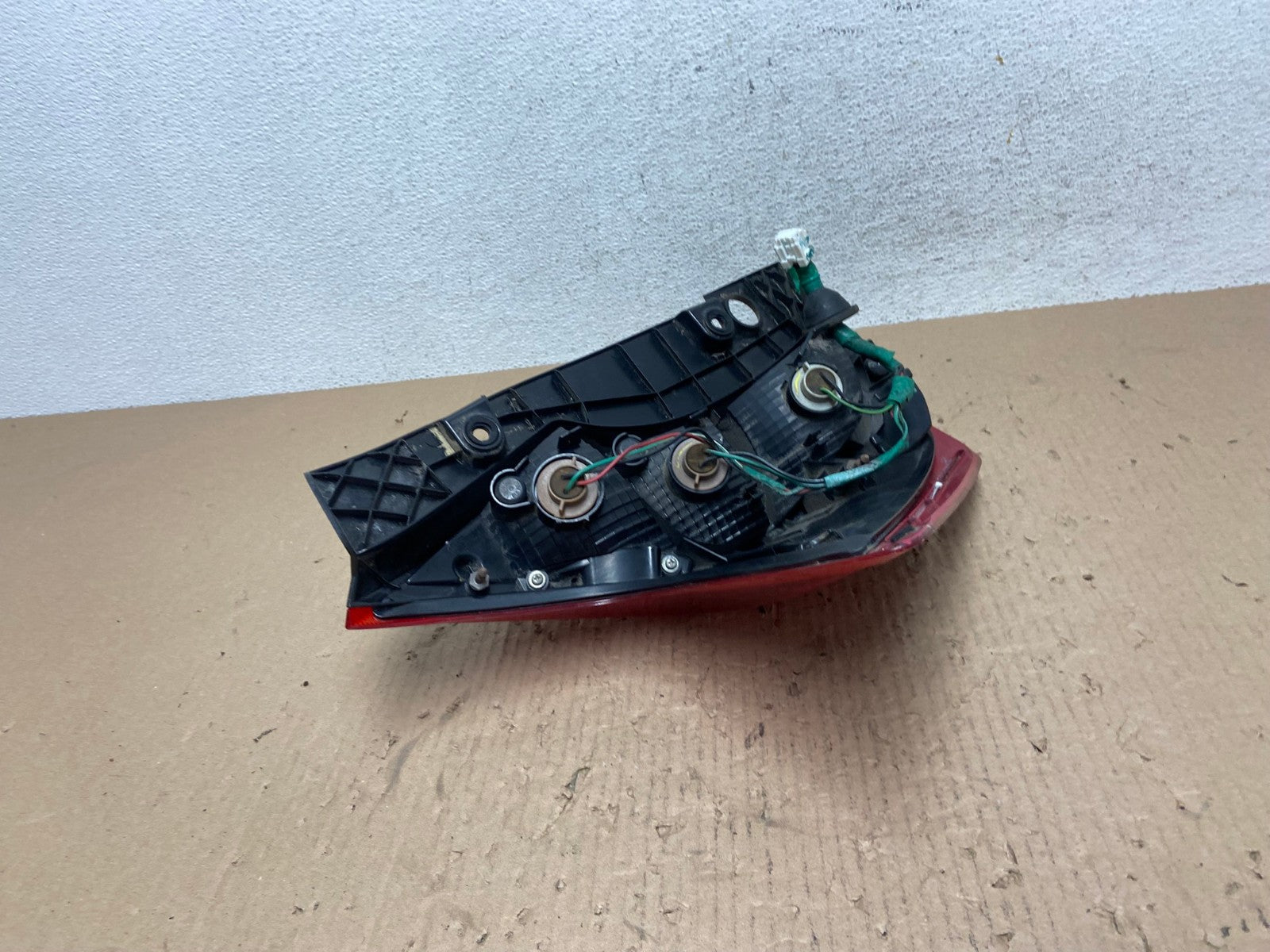 2014 - 2019 Nissan Versa Note Hatchback Right Passenger Tail Light AE8893 LK5