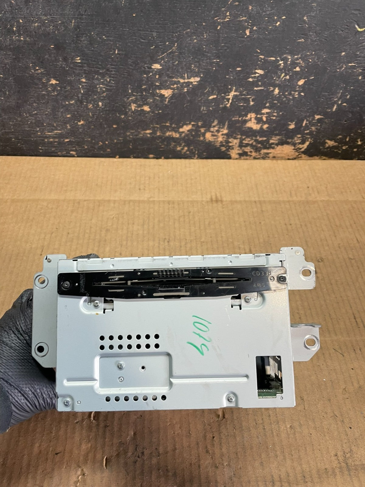 2010 2011 2012 Ford Fusion Radio Cd Receiver Mechanism 9E5T-19C157-AB aa9246 DG0