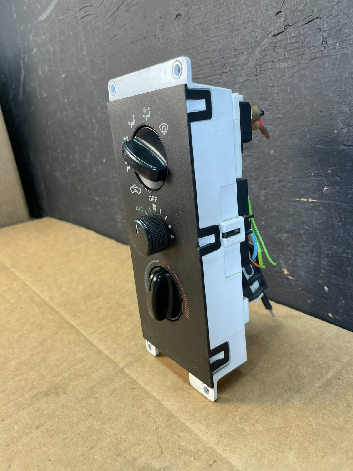1997-2000 Dodge Dakota Climate Temperature Control A/C Heater Panel OE AC4990 DG2