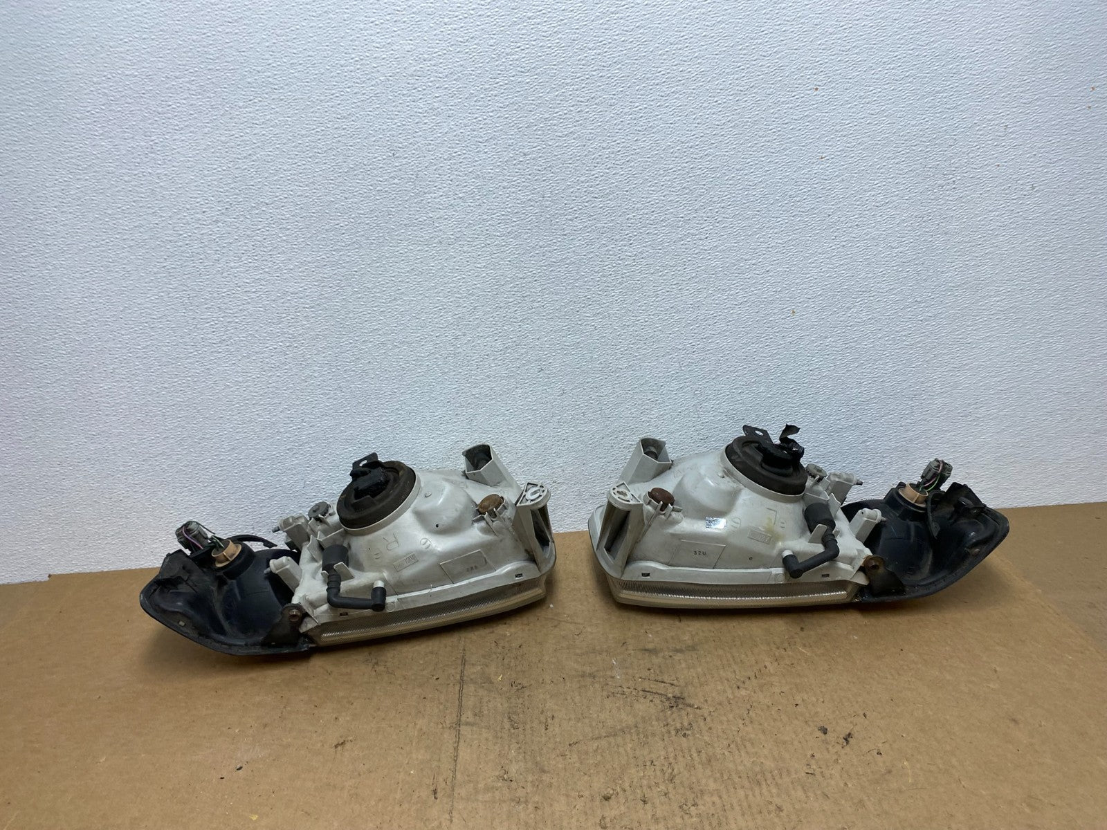 1999-2004 Nissan Pathfinder Left+Right Side Set Halogen Headlights Oem AC3436 DW5