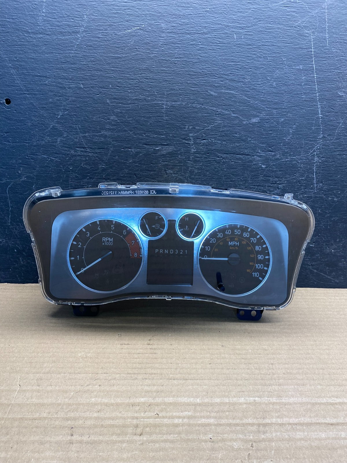 2006 to 2010 Hummer H3 Dash Cluster Gauge Speedometer AF3838 DW0
