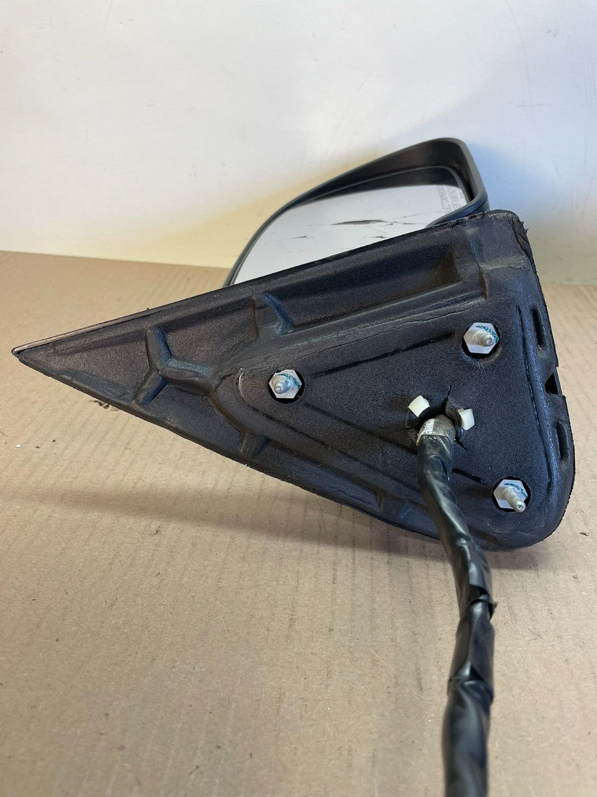 2003-2006 Chevrolet Tahoe Right Passenger Turn Signal View Door Mirror AJ0826 DG4