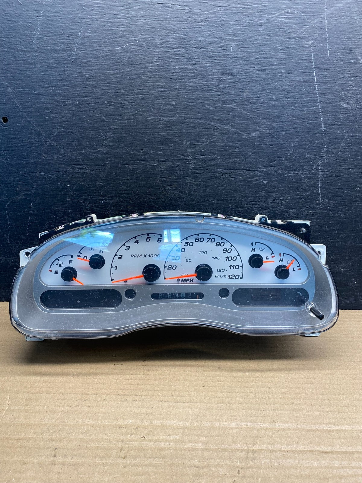 2004 - 2005 Ford Explorer Sport Trac Speedometer Cluster Gauge AF3835 DW0