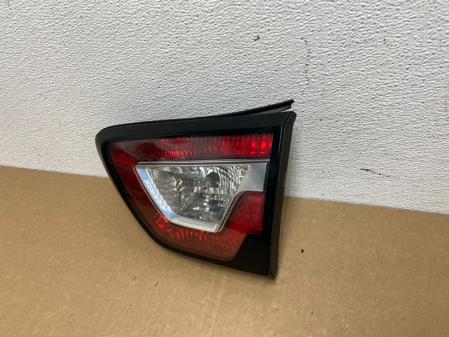 2013 to 2017 Chevrolet Traverse Right Passenger RH Inner Tail Light AC0016 DW1