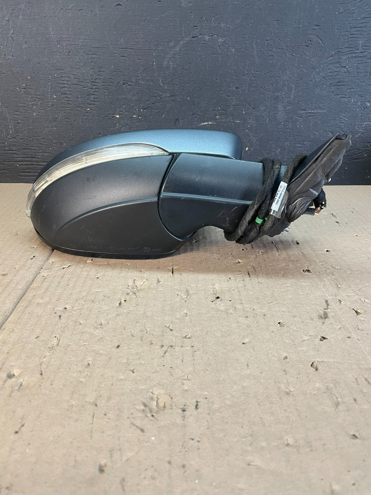 2011-2016 Volkswagen Jetta Sedan Right Passenger Side View Door Mirror AE0706 DW3