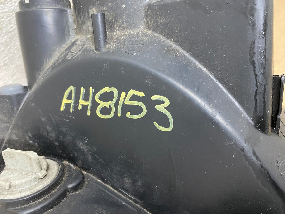 2005 to 2008 Hyundai Tucson Left Driver LH Side Headlight AH8153 DW10