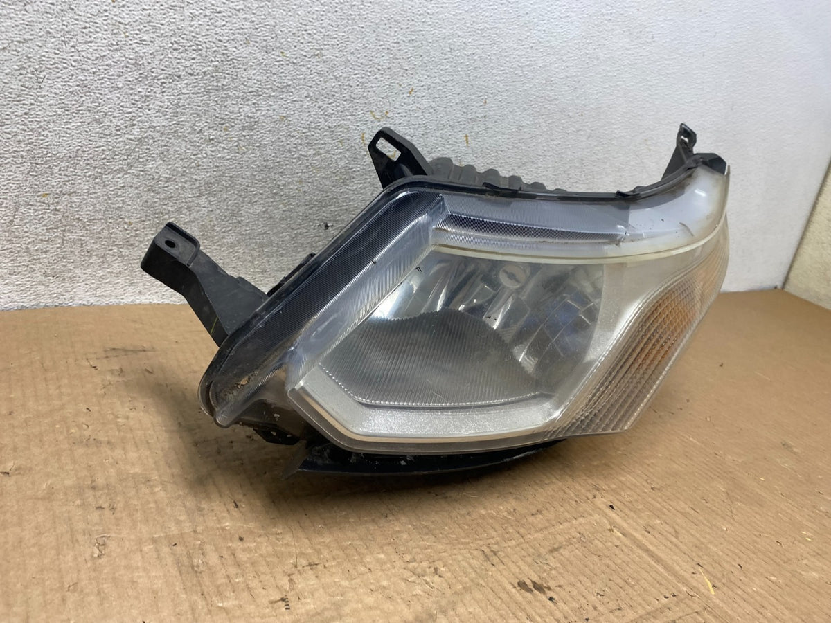 2015 2018 Chevrolet City Express Left Driver LH Side Halogen Headlight AI7883 DW2
