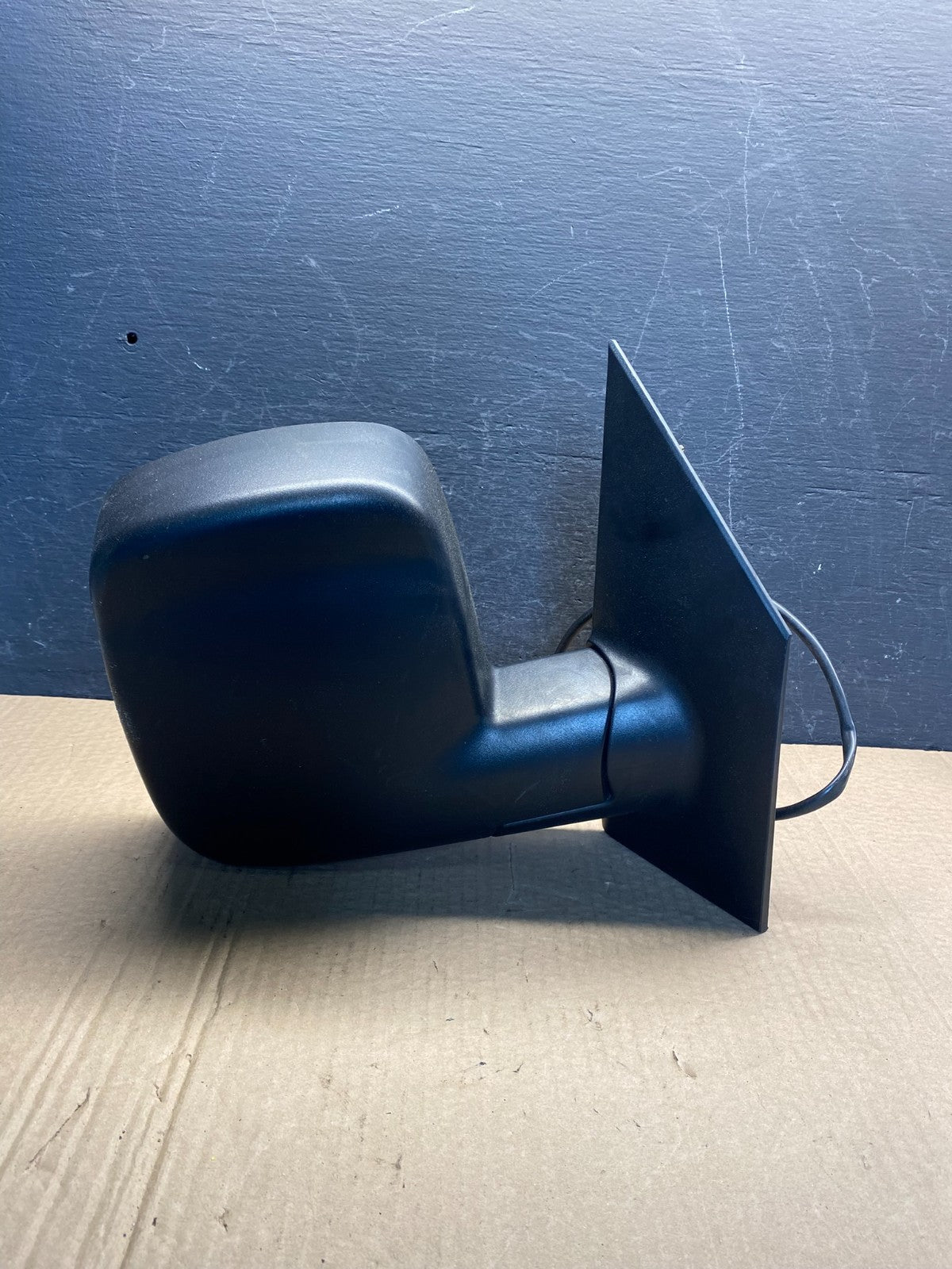 2003 2007 Chevrolet Express Right Passenger Side View Door Mirror AF6974 DG0
