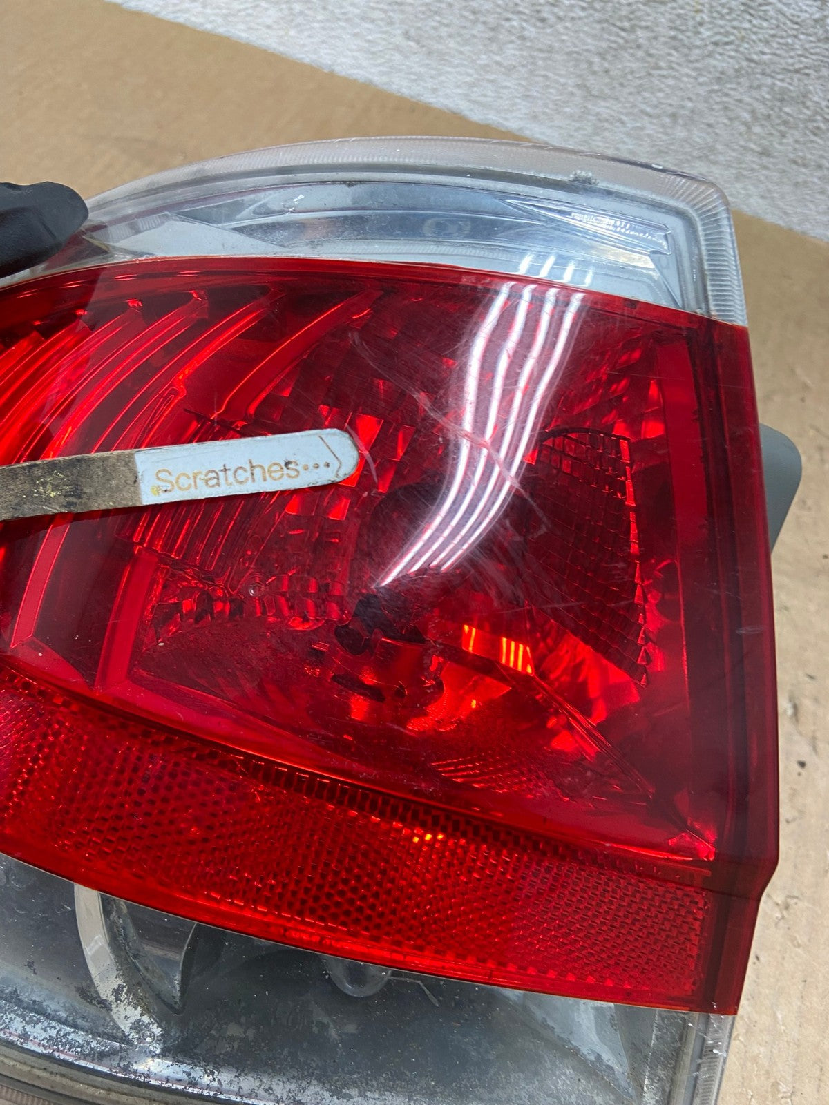 2008 2009 2010 2011 Ford Focus Sedan Left Driver Lh Side Tail Light AI5648 LK3