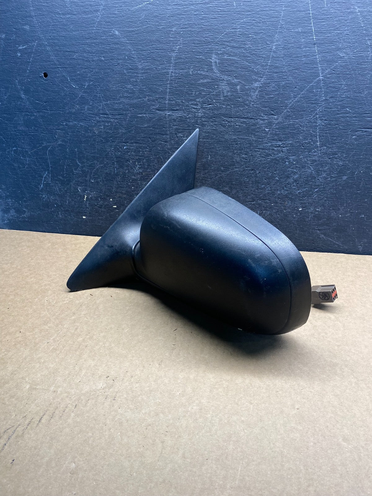 2003 - 2011 Ford Crown Victoria Left Driver LH View Door Mirror AG6014 DW2