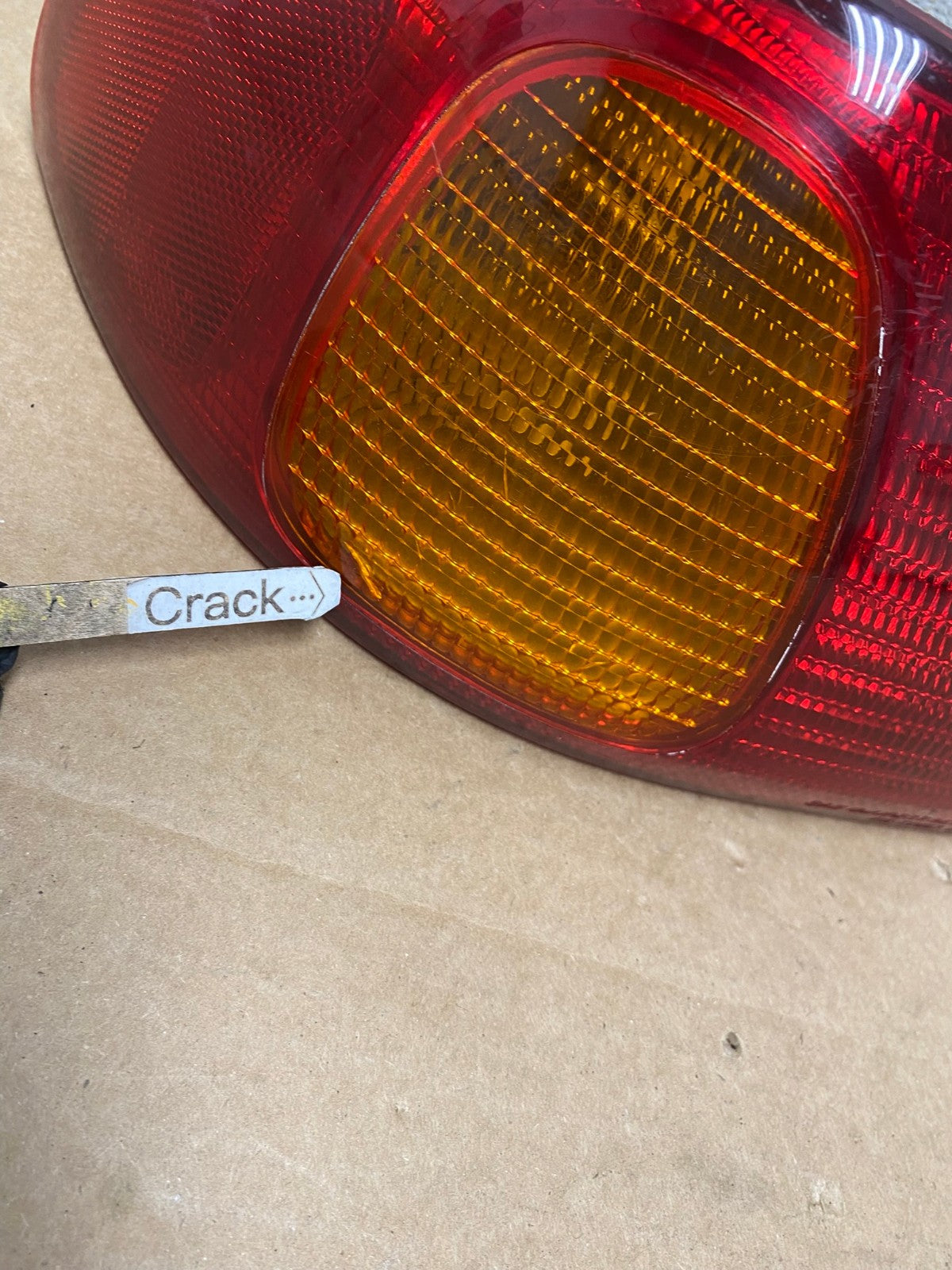 1998 1999 2000 Toyota Corolla Left Driver Lh Side Tail light AH8216 LK3