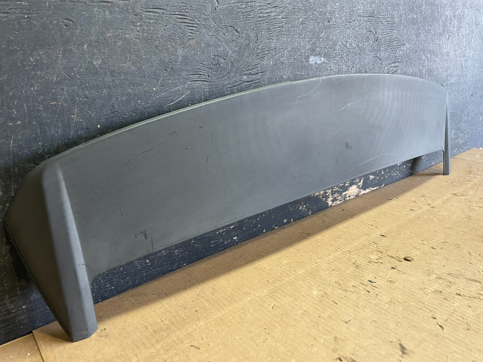 2007 to 2012 Dodge Caliber Rear Trunk Spoiler OEM aa5933 DG1