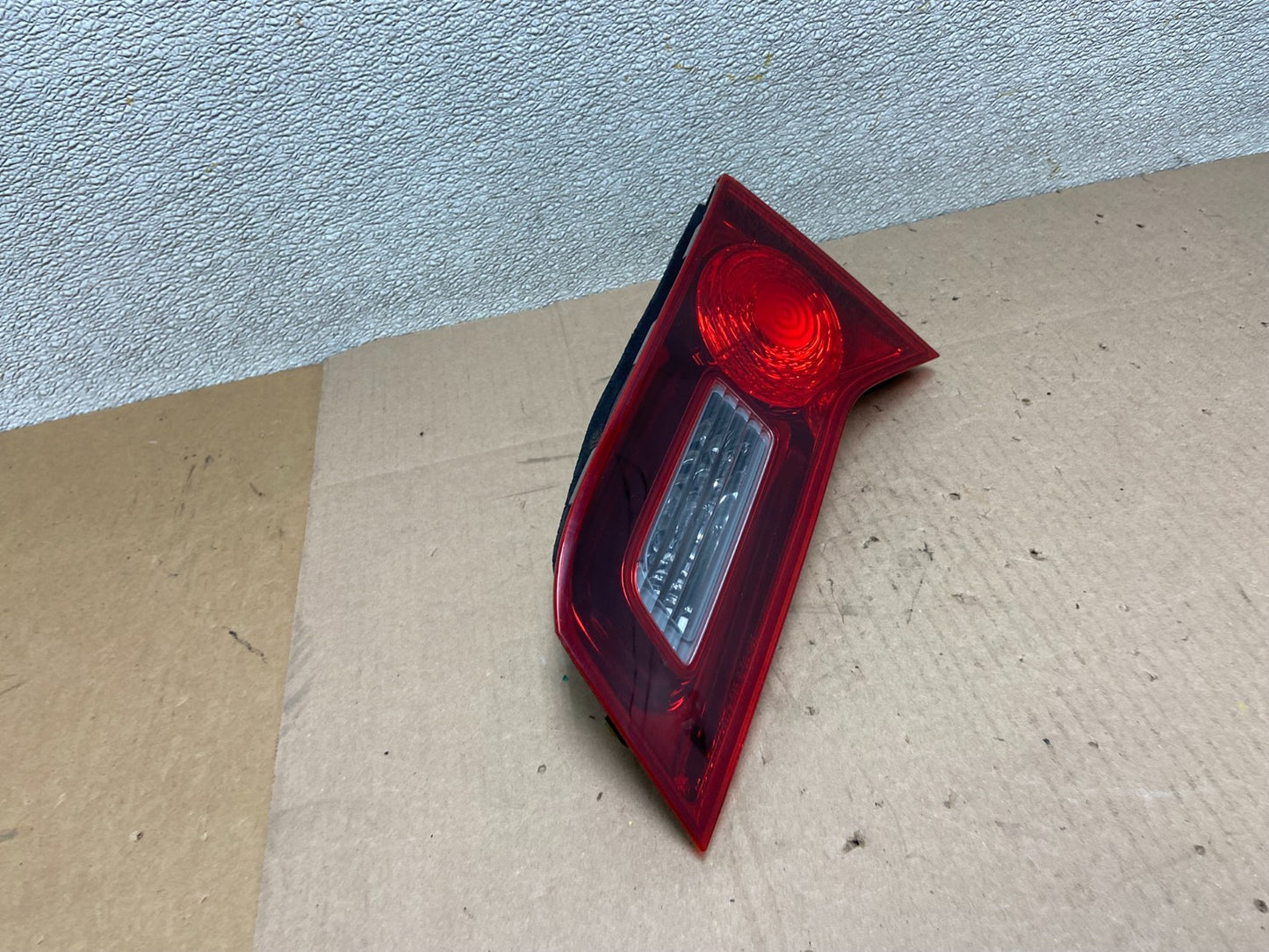 2010 2011 2012 Acura Rdx Right Passenger RH Inner Tail Light Oem AA0354 DW2