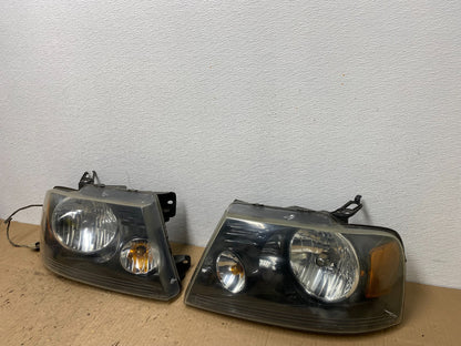 2004 to 2008 Ford F-150 F150 Left+Right Halogen Headlights AC0152 DW2