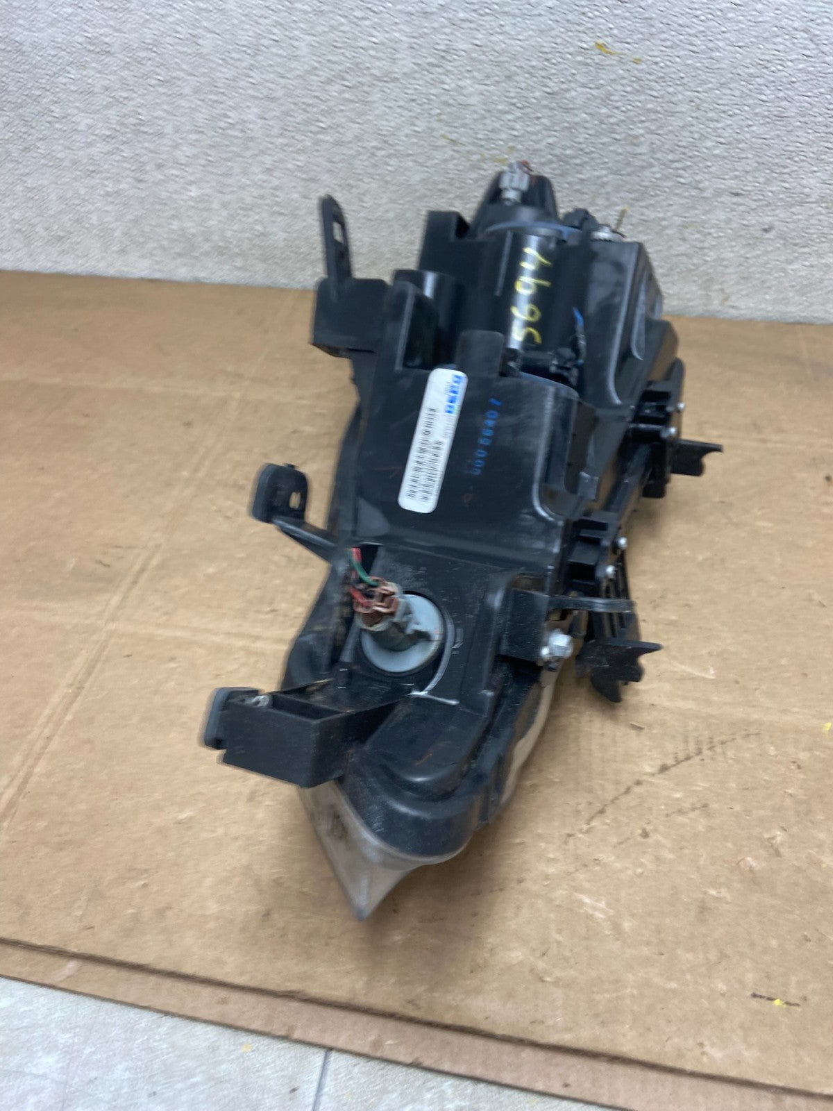 2011 to 2014 Nissan Murano Headlight Right Passenger Rh Halogen DEPO Y5694 DW6