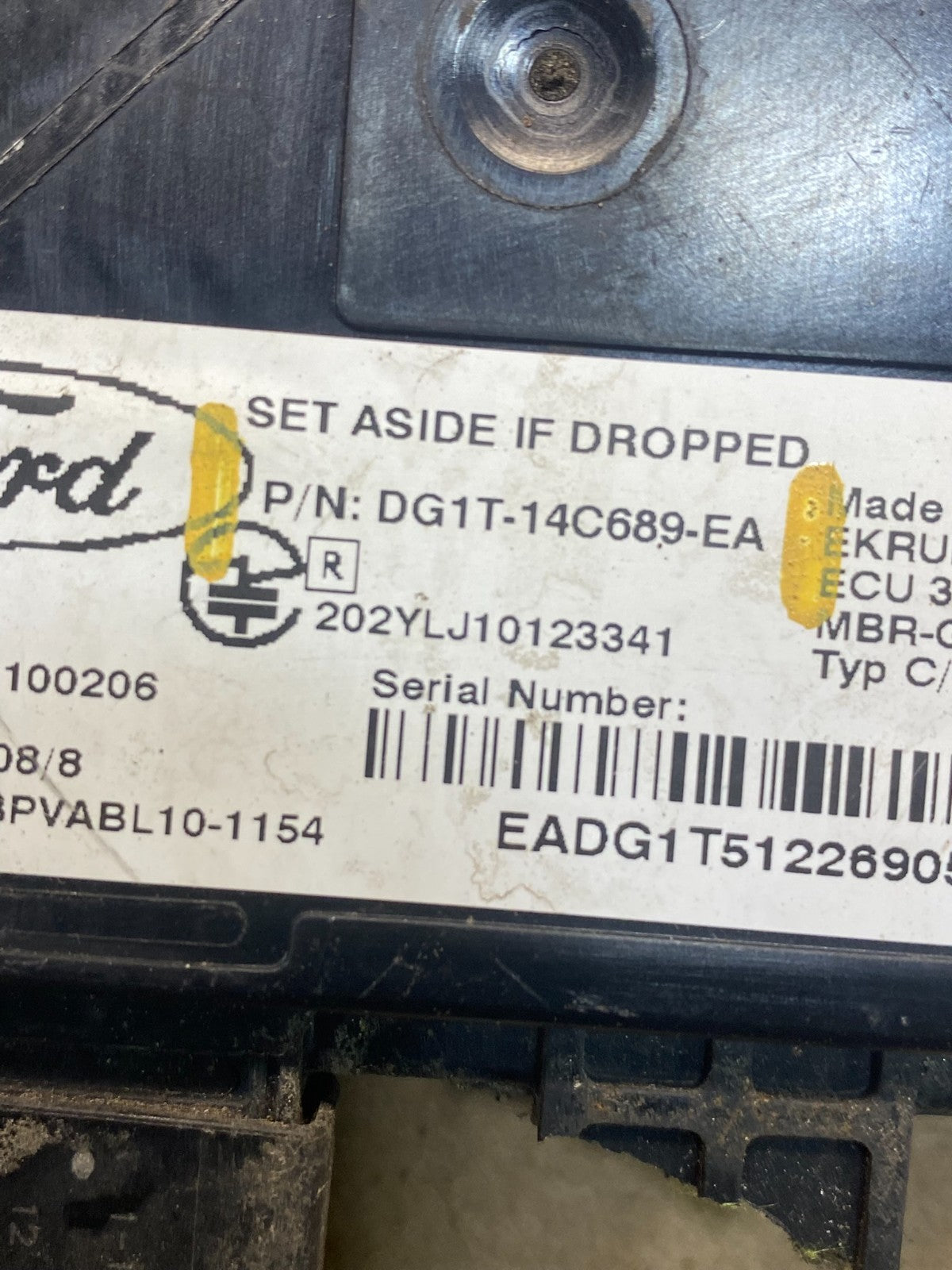 2013 to 2018 Ford Lincoln Rear Radar Blind Spot Module AE7802 DW2