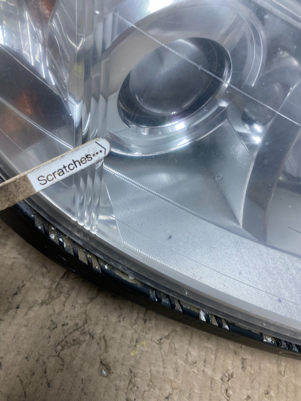 2008 - 2014 Subaru Tribeca Right Passenger Side Halogen Headlight AF7106 DW3