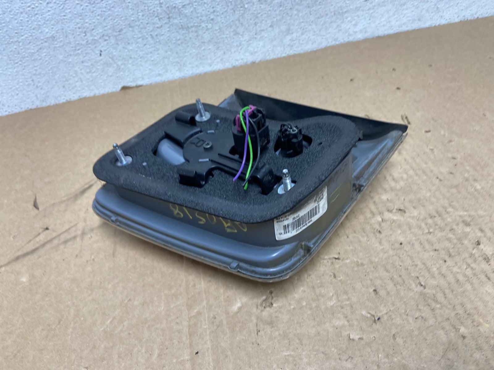 2007 to 2012 GMC Acadia Right Passenger Rh Hatch Tail Light Inner AG0518 LK5