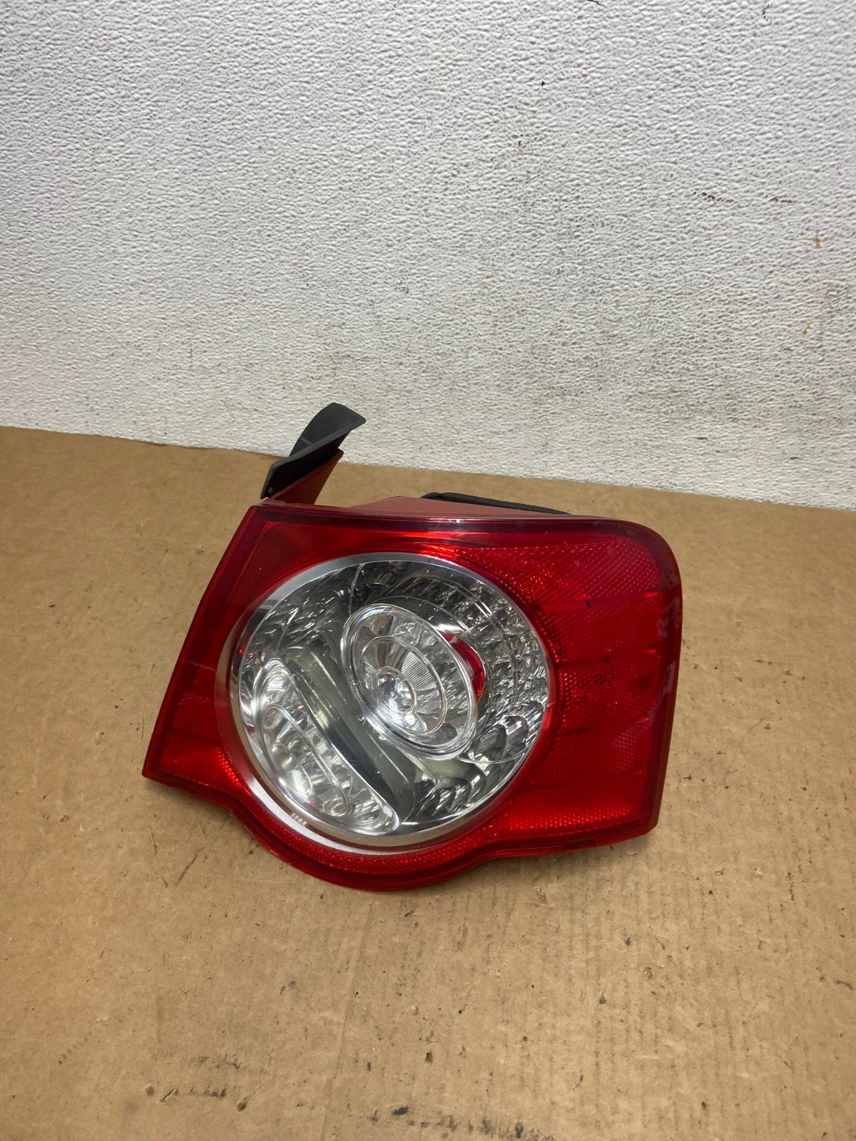 2006 to 2010 Volkswagen Passat Sedan Right Passenger Tail Light AD4746 LK0