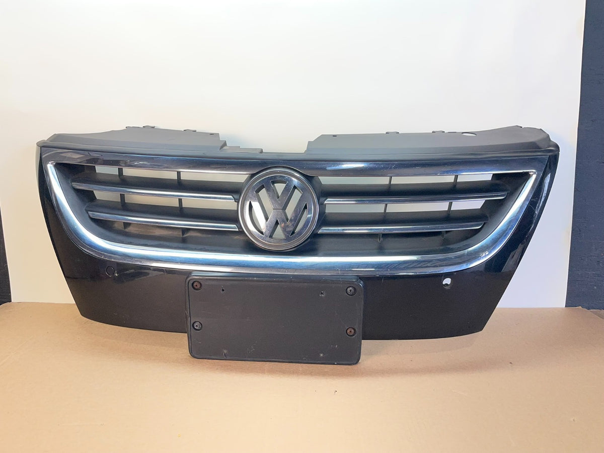 2009 to 2012 Volkswagen CC Front Upper Grill Grille AG9993 DG0