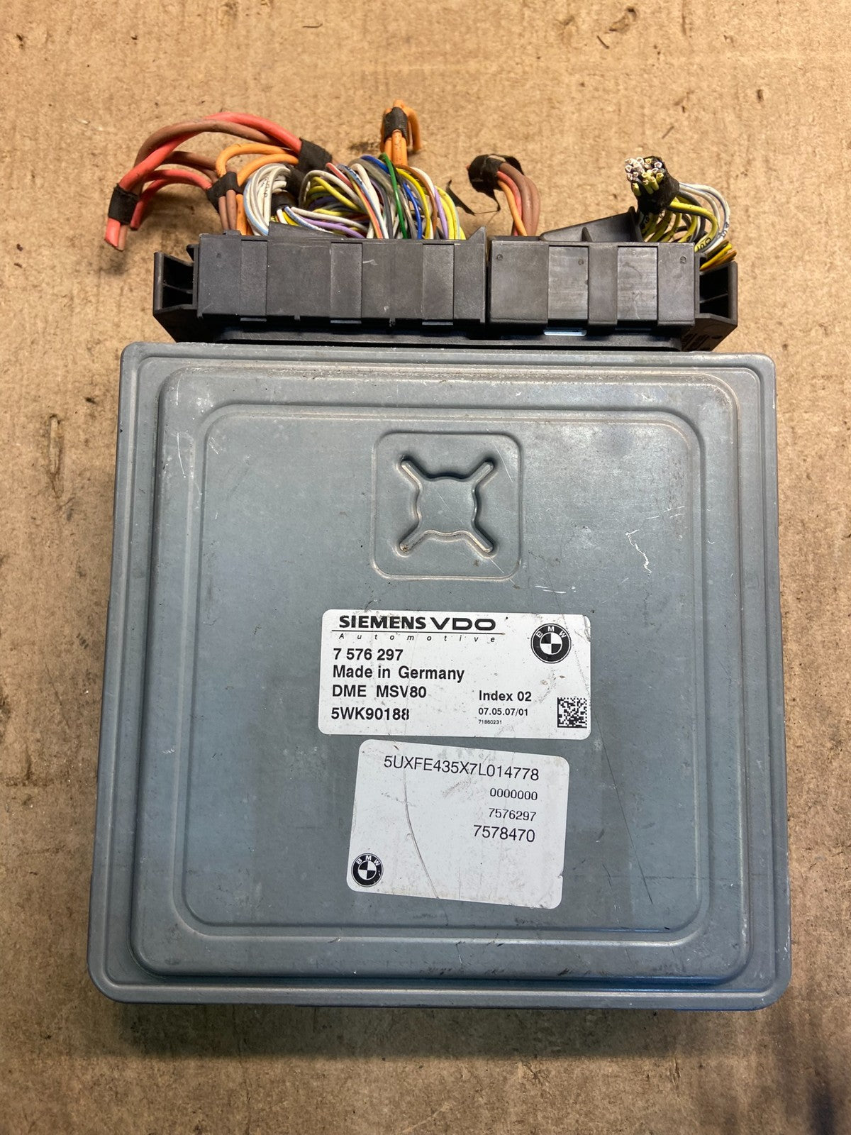 2007 - 2011 BMW 328i 528i E90 ECM ECU Engine Computer 7576297 Z8634 DG1