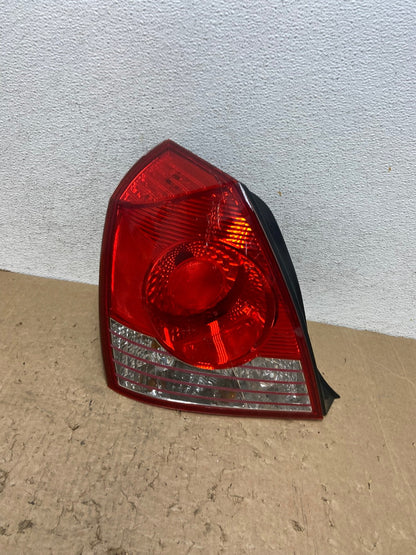 2004 2005 2006 Hyundai Elantra Sedan Left Driver LH Tail Light AG1381 LK0