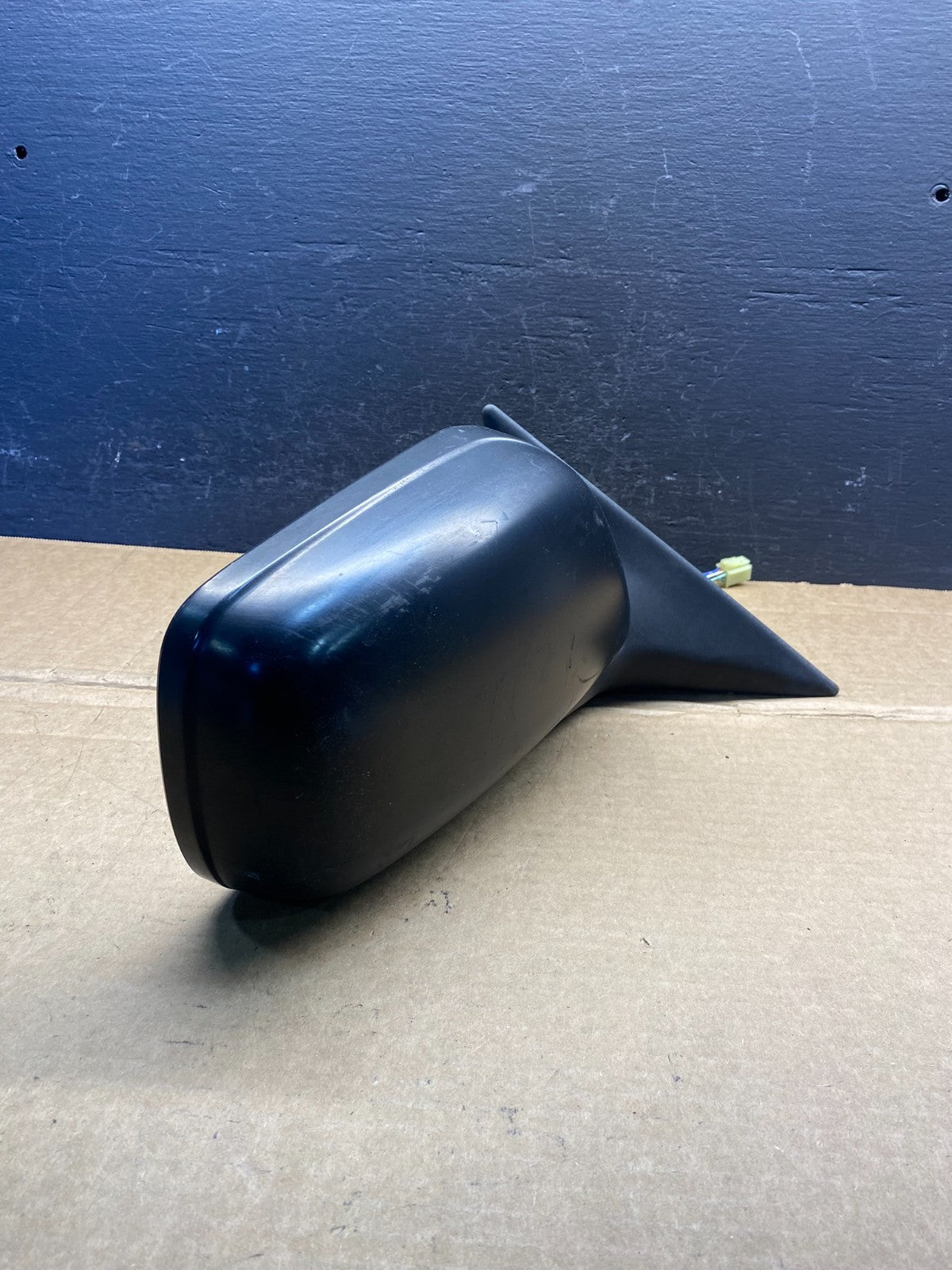 2000 to 2004 Subaru Legacy Right Passenger RH Door Mirror AD3337 DG1