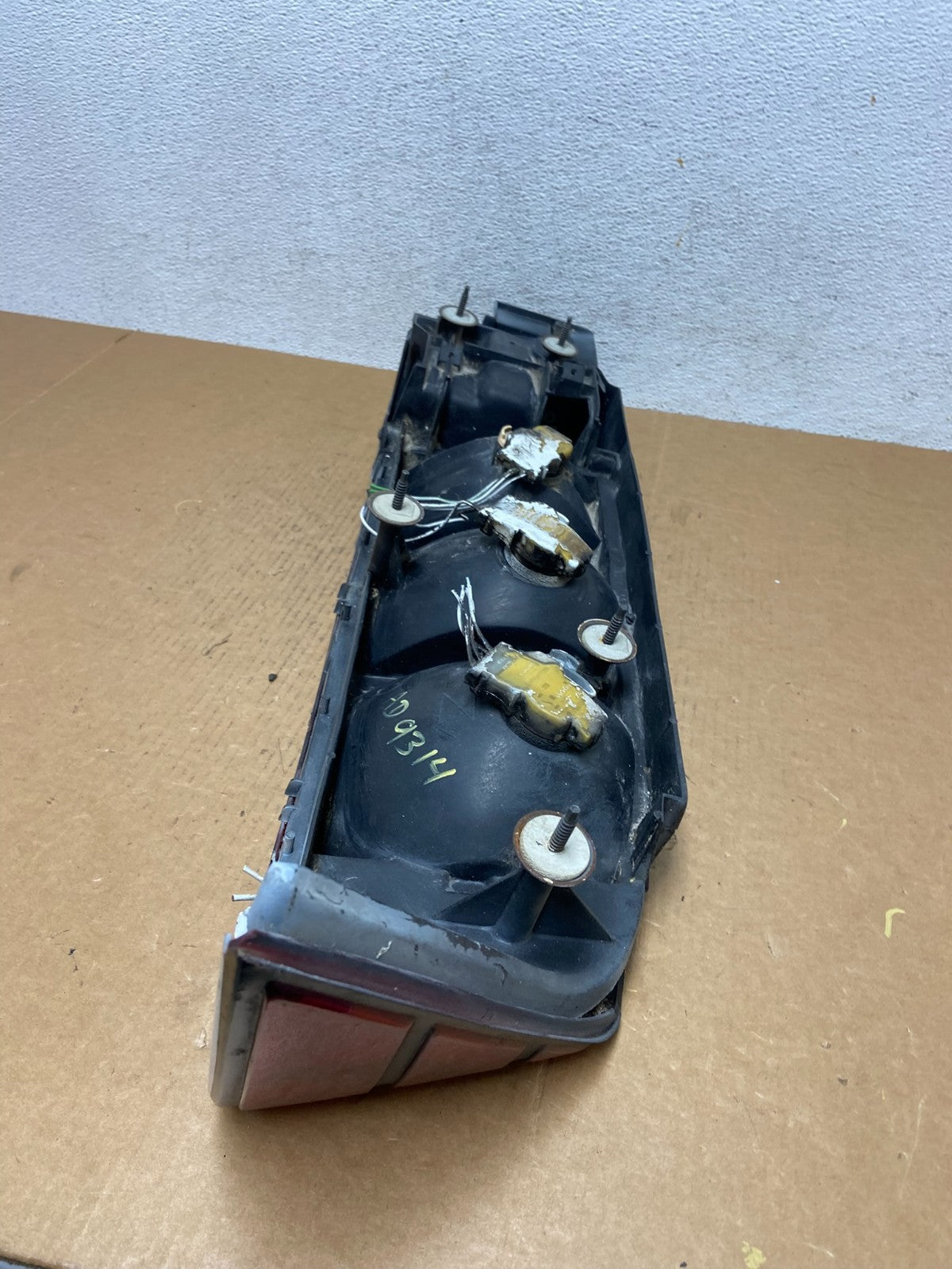 1982 to 1992 Chevrolet Camaro Left Driver LH Side Tail Light AD9314 DG6