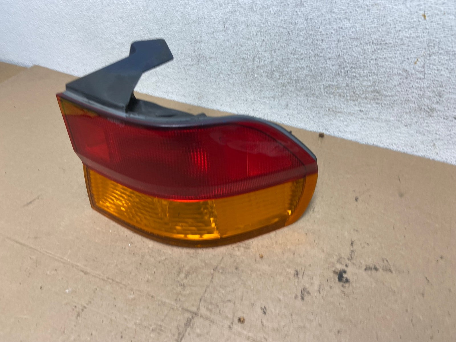 2002 2003 2004 Honda Odyssey Right Passenger Side Tail Light AF4885 LK1