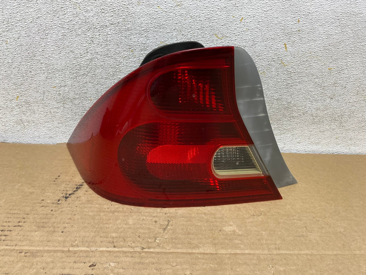 2001 to 2003 Honda Civic Coupe Left Driver Side Lh Tail Light AH8052 LK0
