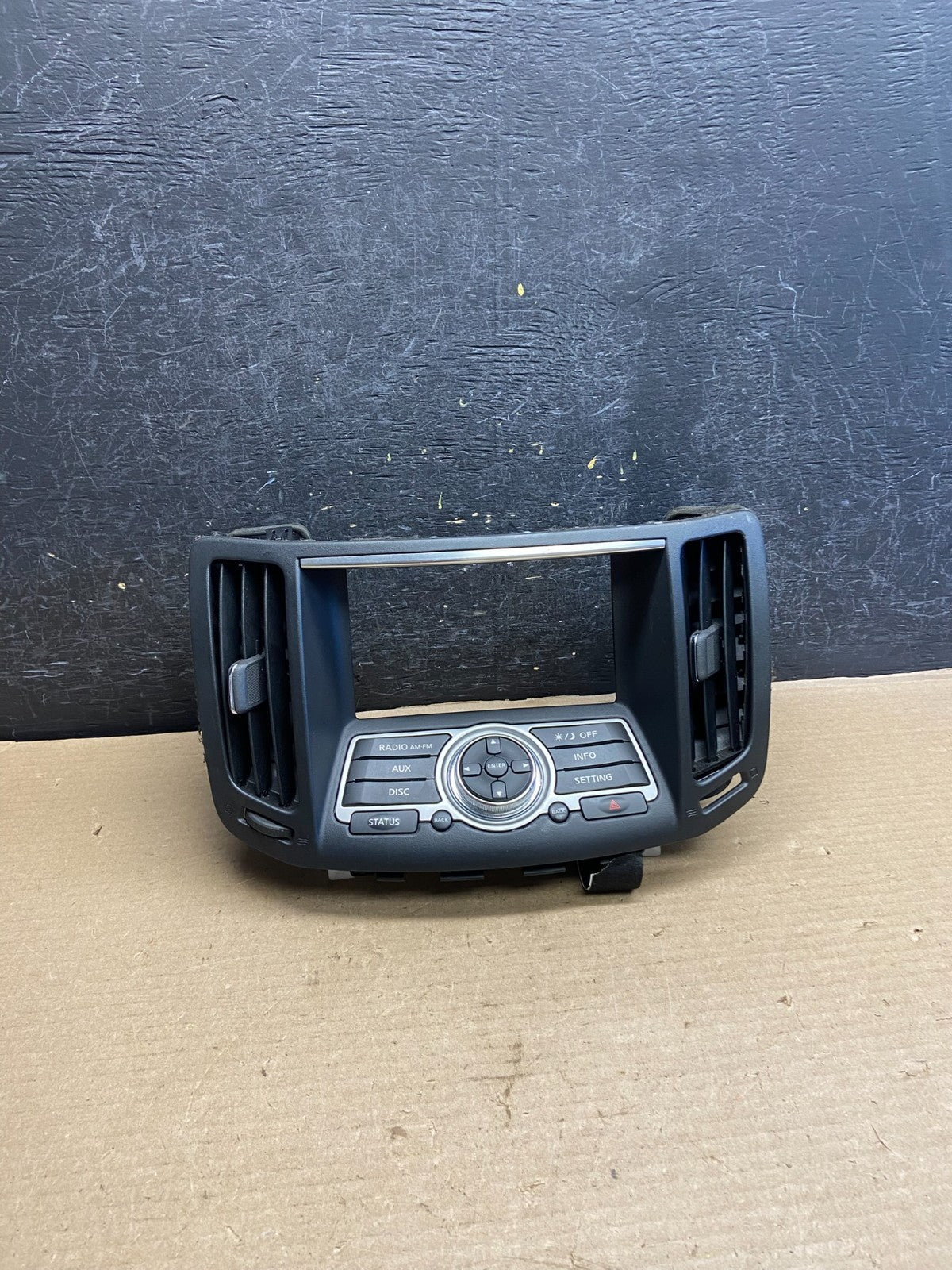 2010 - 2012 Infiniti G35 G37 Radio Player Screen Panel Bezel ah3548 DG0