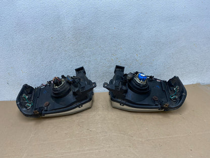 2001 to 2004 Nissan Frontier Left+Right Halogen Headlights AH9394 DW6