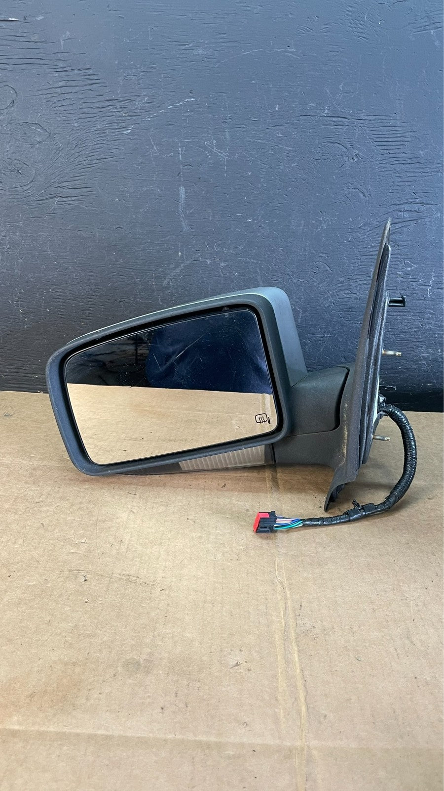 2003 to 2006 Lincoln Navigator Left Driver View Heated Door Mirror ae0902 DG9