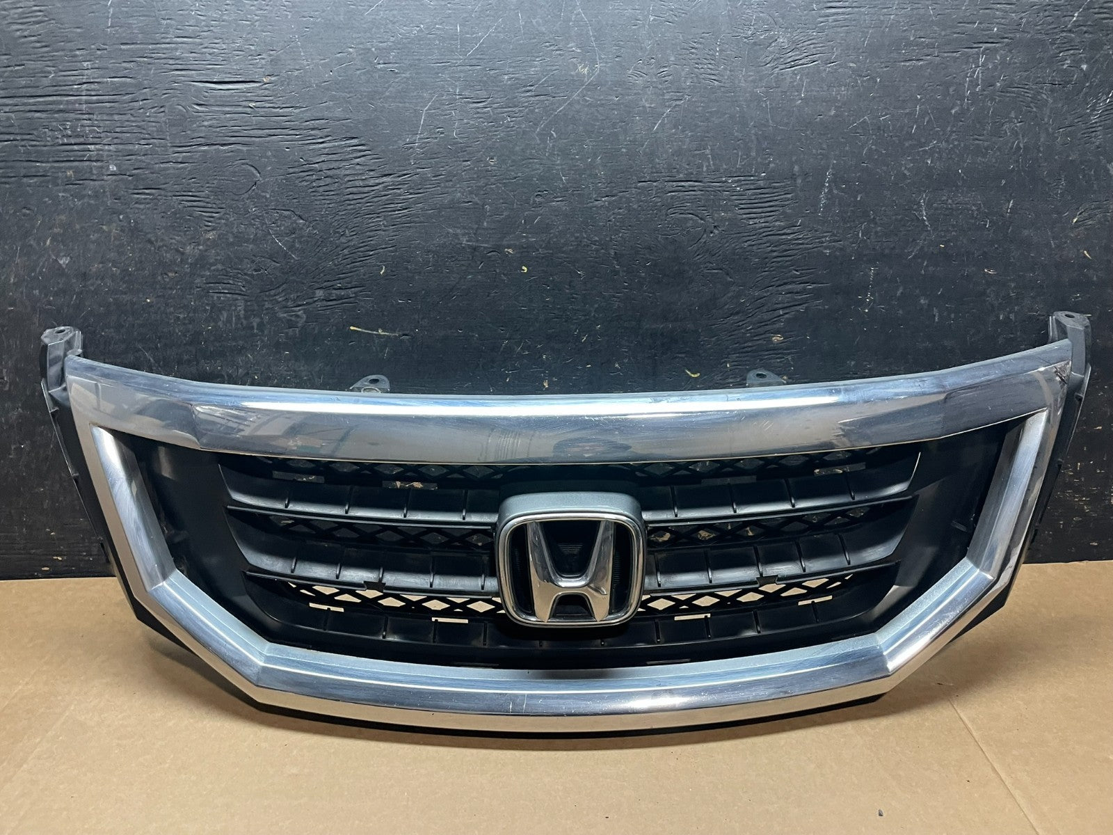 2008 2009 2010 Honda Odyssey Front Upper Grill Grille Y9468 DG0