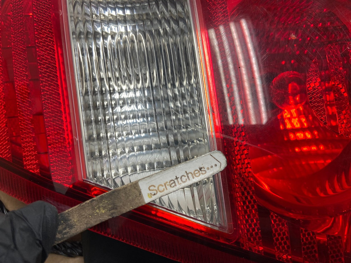 2005 2006 2007 Ford Five Hundred Right Passenger RH Tail Light AH4159 LK3