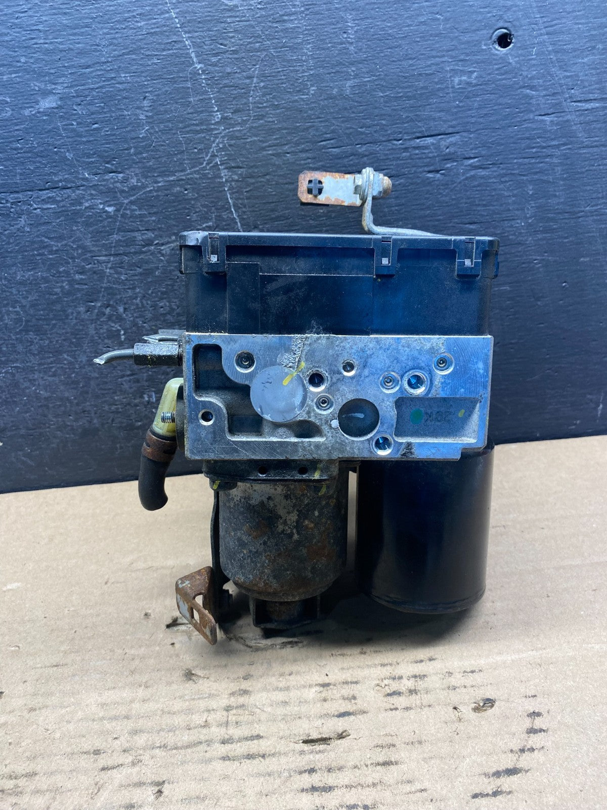 2004 - 2009 Toyota Prius ABS Brake Pump Anti Lock Module AE2115 DW2