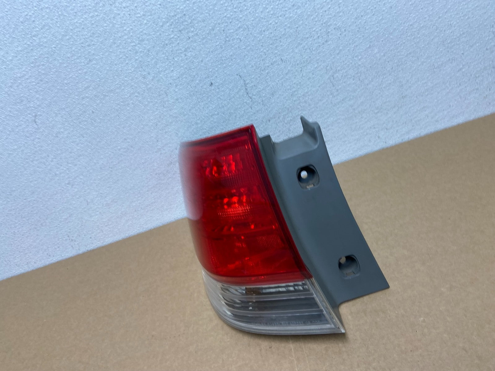 2008 2009 2010 Honda Odyssey Left Driver LH Side Tail Light AB9952 DW1