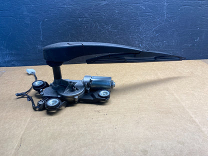 2012 to 2014 Ford Focus Rear Windshield Wiper Motor BV61-17K441-AA AD7466 DG1