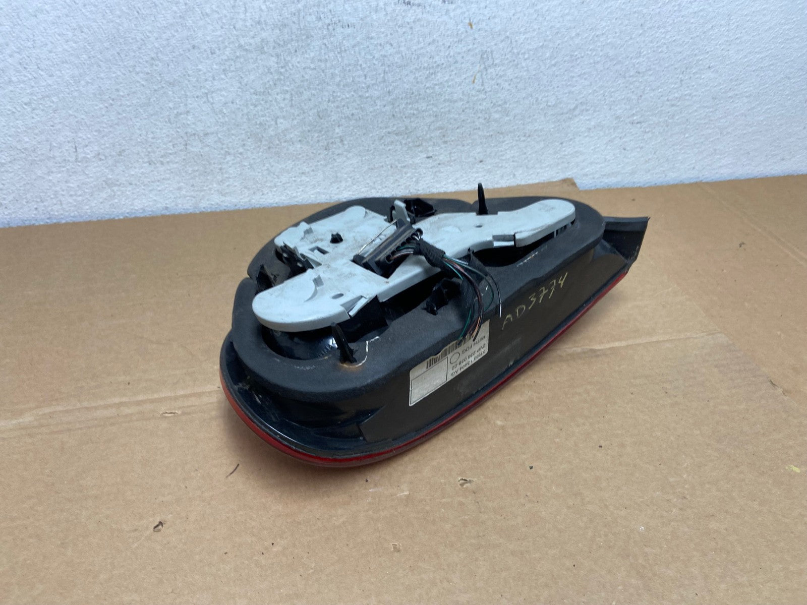 2000 to 2004 Jaguar S-Type Right Passenger RH Side Tail Light AD3774 LK5