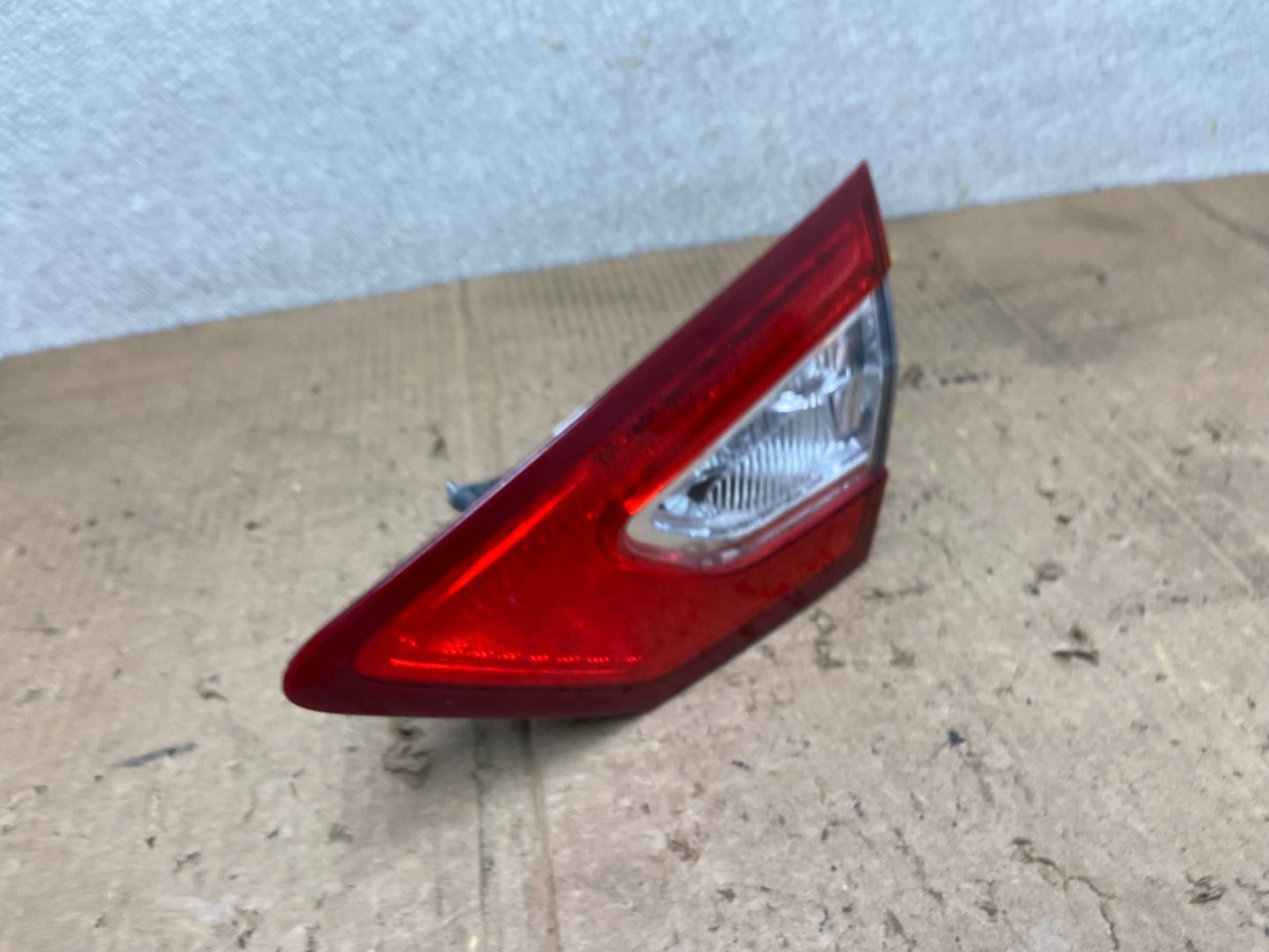 2013 to 2016 Ford Fusion Right Passenger RH Side Tail Light Inner Oem AA8205 LK2