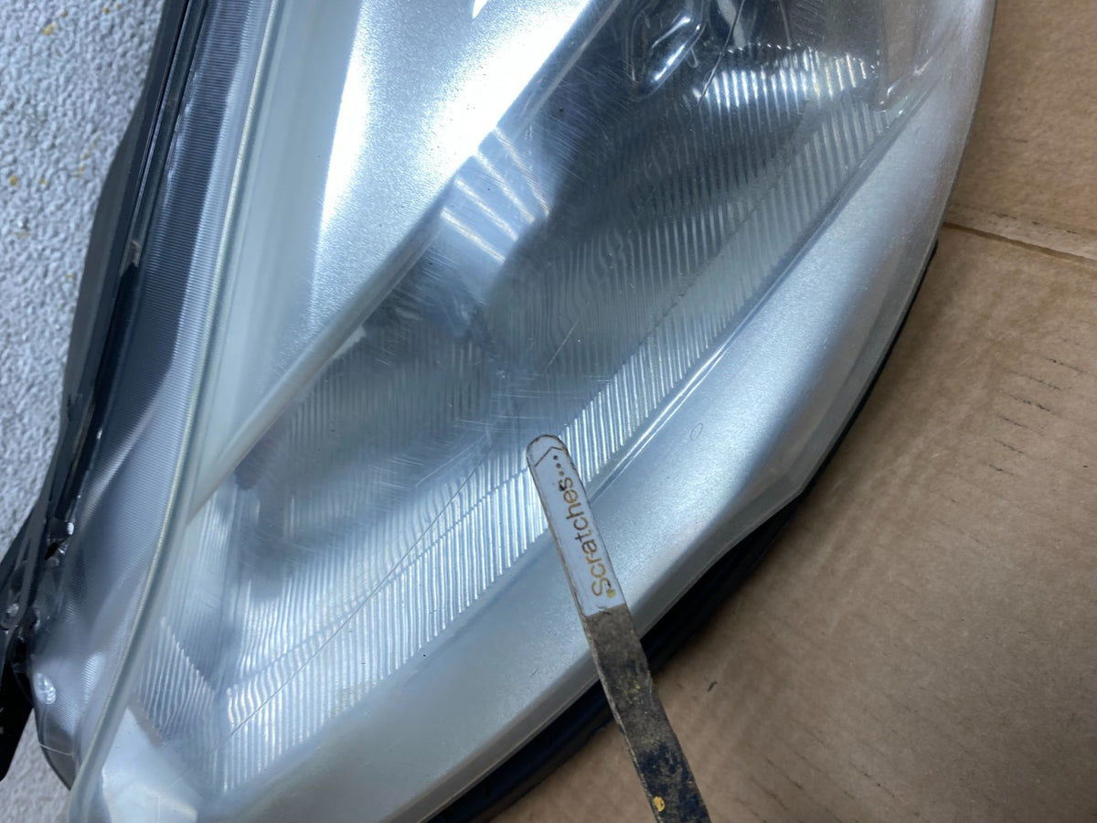 2013 - 2016 Ford Escape Headlight Left Driver Lh Side Halogen AI3744 DW3