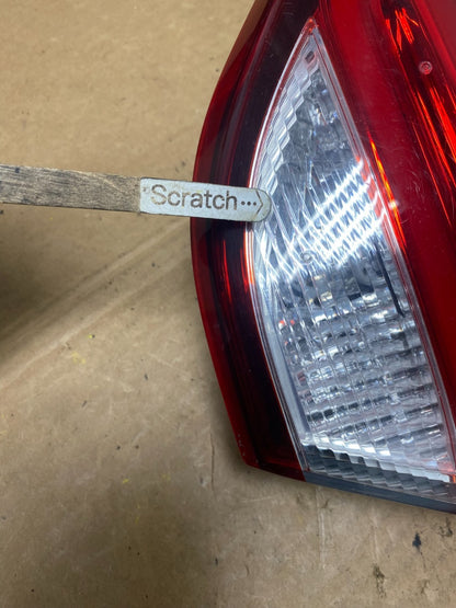 2015 to 2017 Chrysler 200 Sedan Right Passenger  Inner Tail Light Oem Q7875 DW6