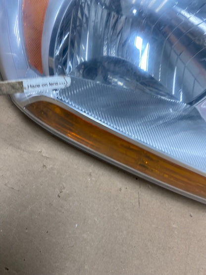 2005 to 2006 Kia Sportage Right Passenger RH Halogen Headlight DEPO AG3328 DW4