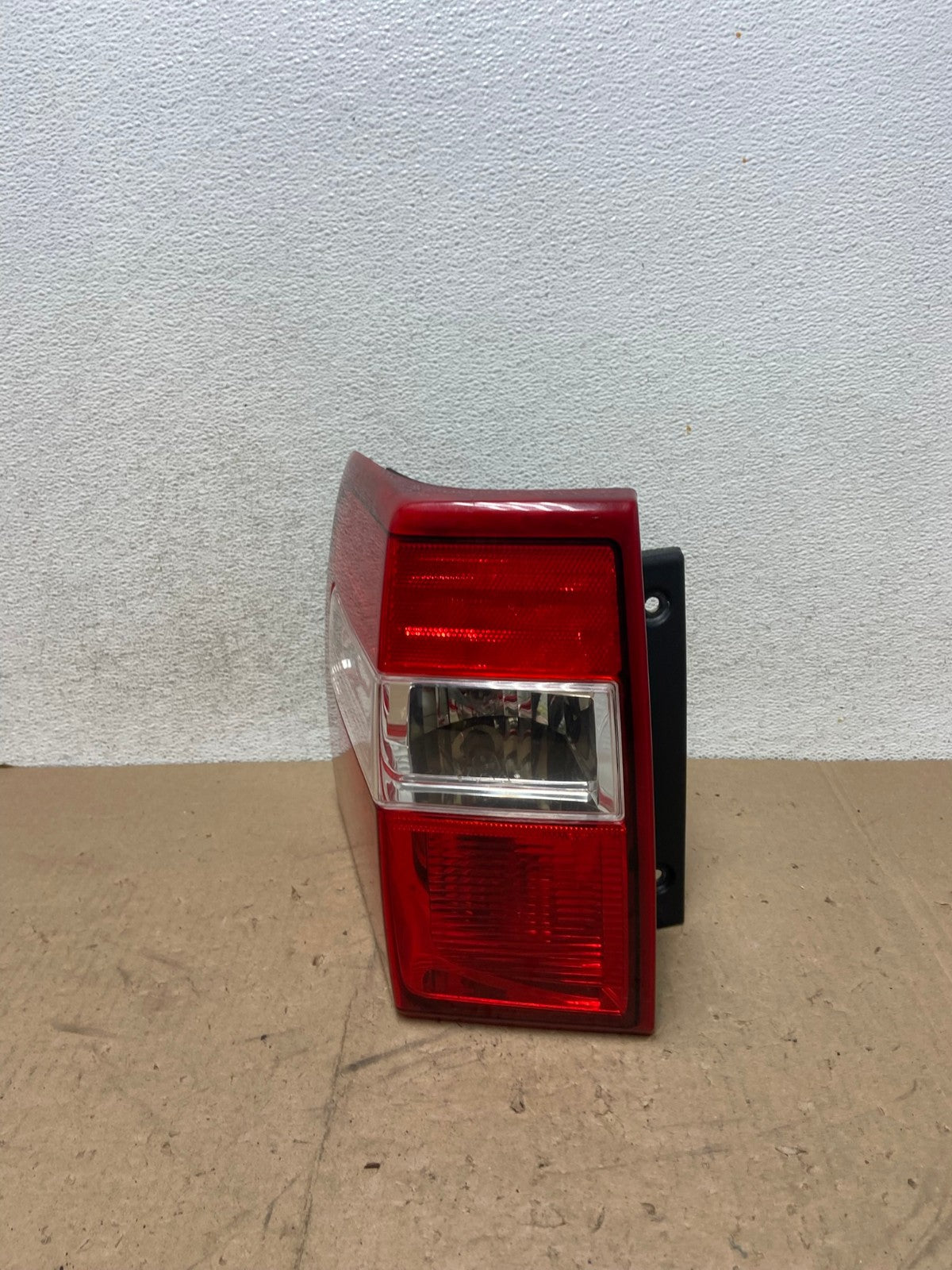 2007 to 2012 Ford Expedition Left Driver LH Side Tail light AG5343 LK0